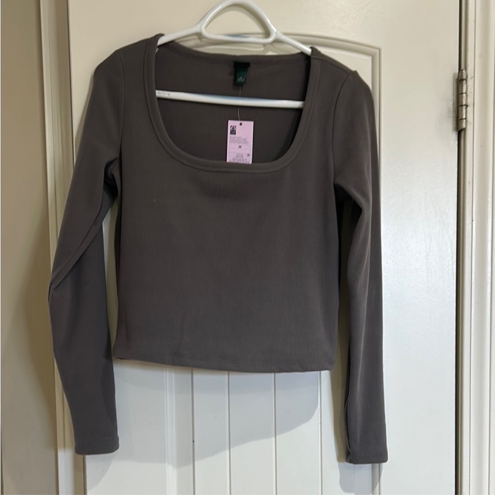 Scoop Long Sleeve Top